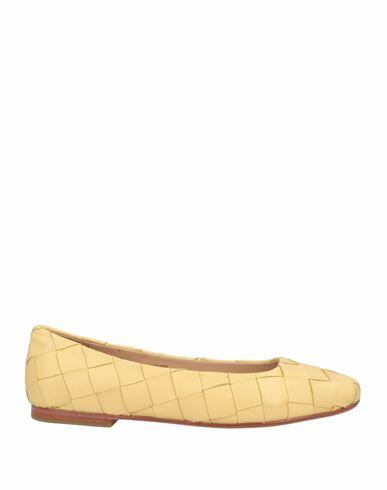 Lola Cruz Woman Ballet flats Light yellow Soft Leather Cover