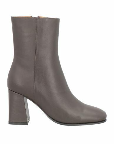 Bibi Lou Woman Ankle boots Dark brown Leather Cover