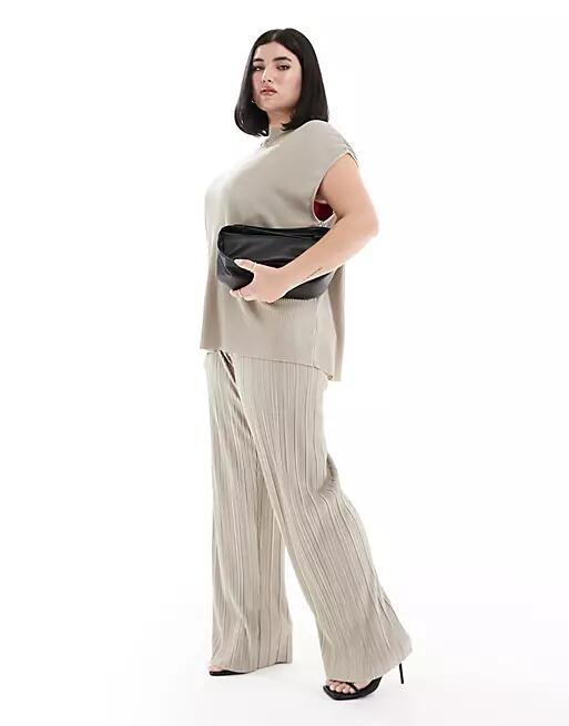 Extro & Vert Plus Premium soft touch plisse pants in metallic latte - part of a set-Brown Cover