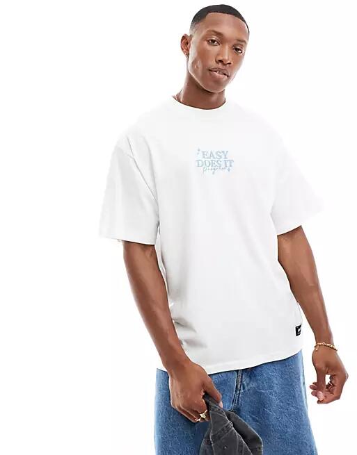 Pull & Bear easy backprinted t-shirt in off white Cover