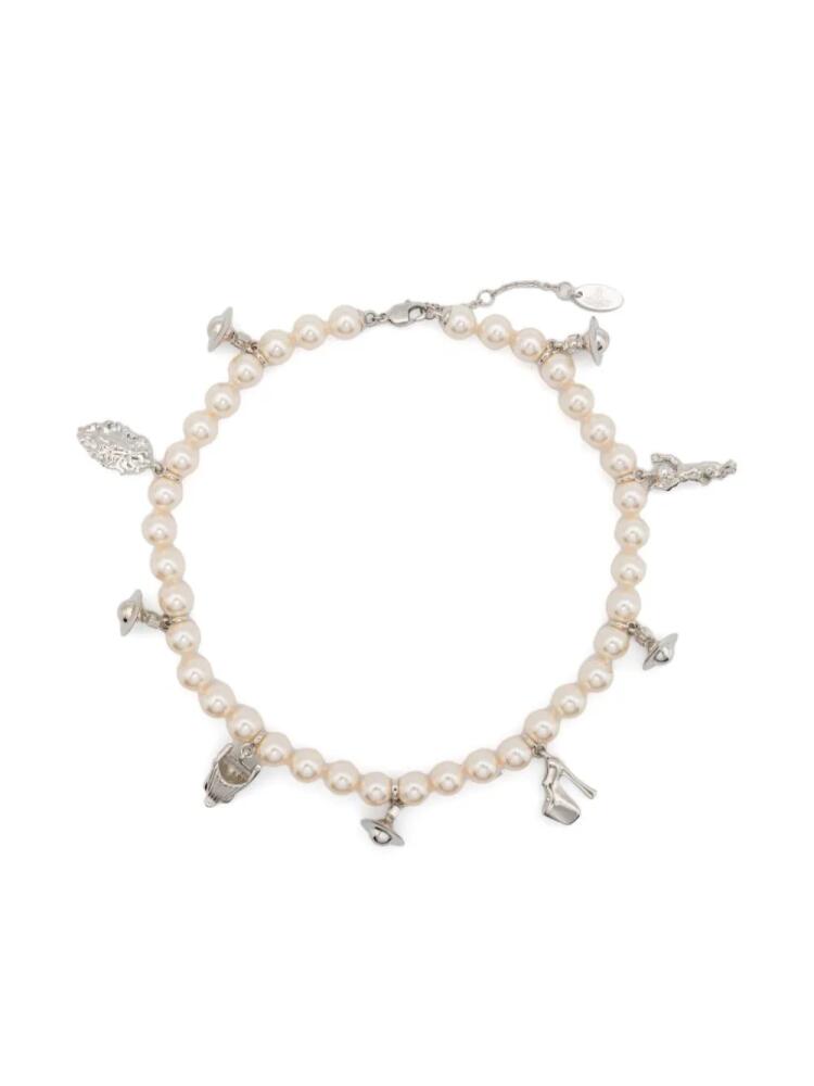 Vivienne Westwood Anglo pearl necklace - Neutrals Cover