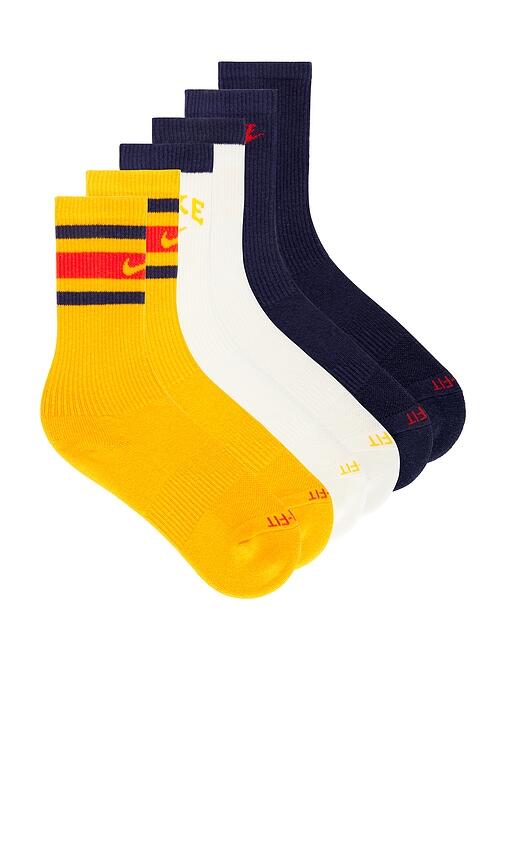 Nike Everyday Plus Crew Socks in Yellow Cover