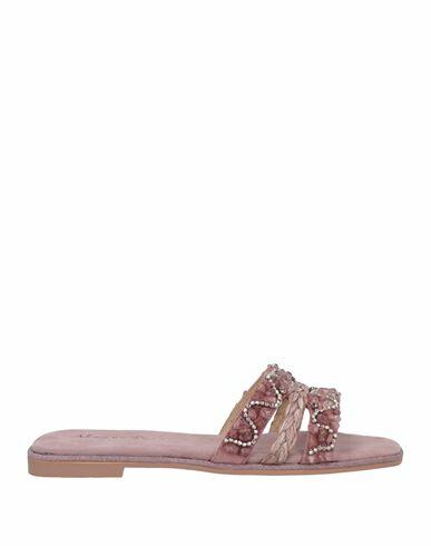 Alma En Pena. Woman Sandals Pastel pink Natural raffia, Leather Cover