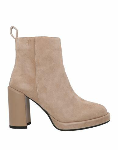 Manufacture D'essai Woman Ankle boots Beige Leather Cover