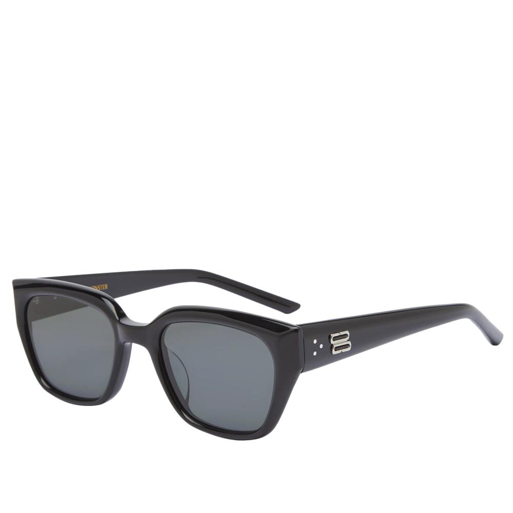 Gentle Monster Nabi Sunglasses in Black Cover