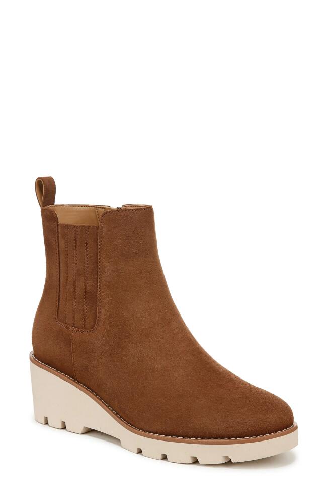 Vionic Aria Platform Bootie in Hazelnut Cover