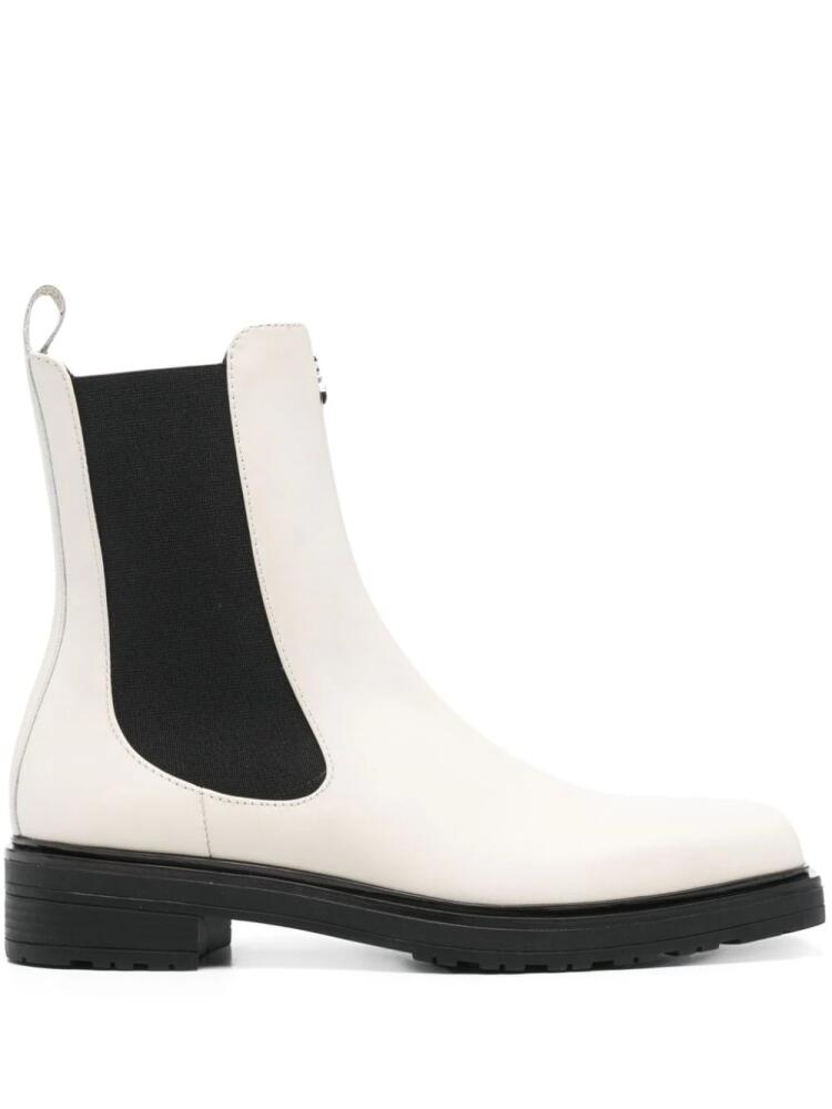 Patrizia Pepe leather square toe boots - White Cover