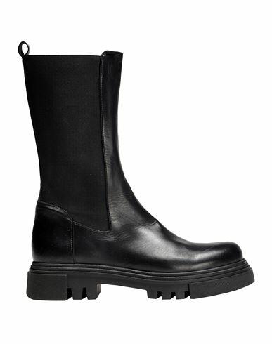 8 By Yoox Woman Boot Black Calfskin Cover