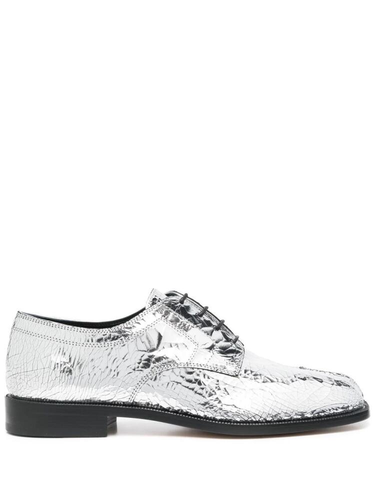 Maison Margiela Tabi mirror-effect lace-up brogues - Silver Cover