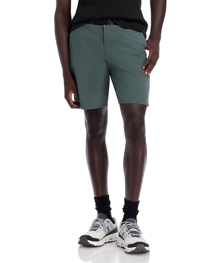 On Performance Regular Fit Hybrid Shorts Cover