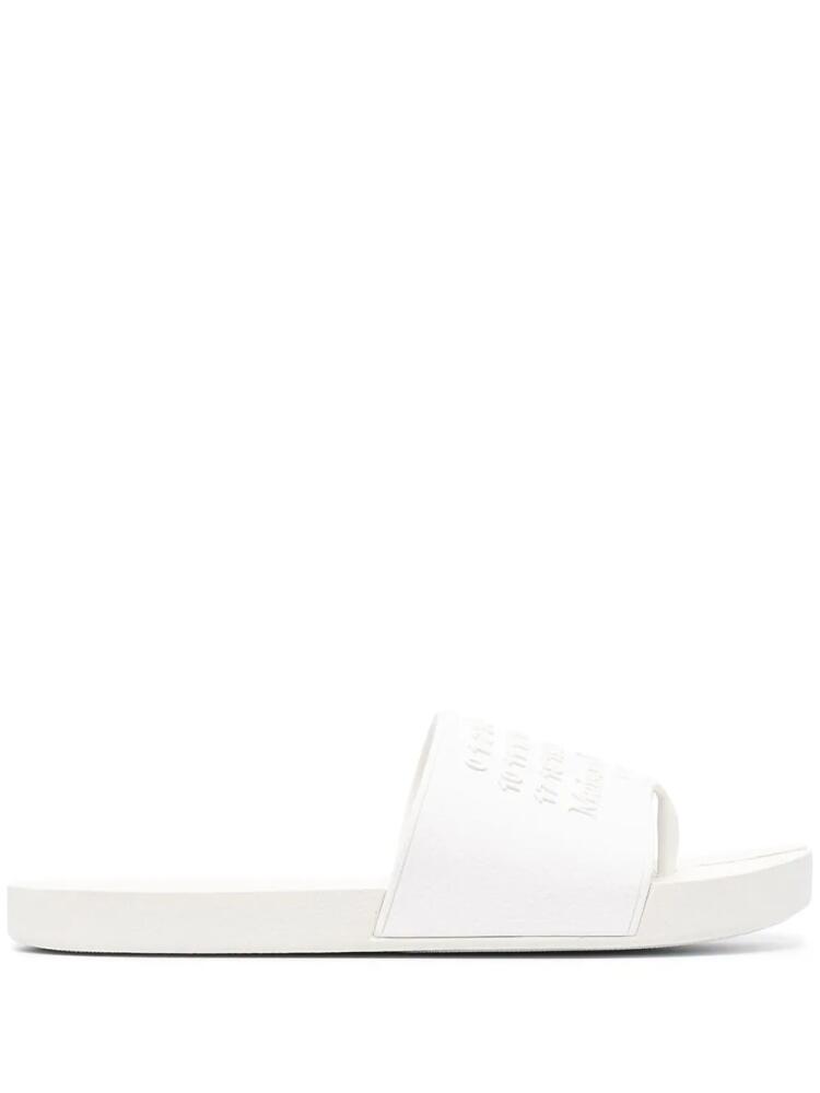 Maison Margiela Tabi logo-embossed slides - White Cover