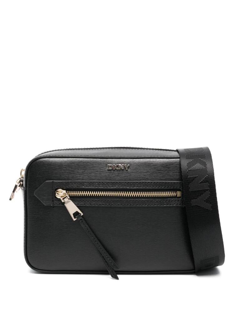 DKNY logo-lettering cross body bag - Black Cover