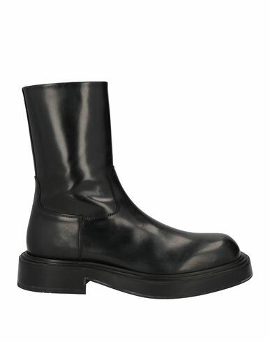 Ferragamo Man Ankle boots Black Calfskin Cover