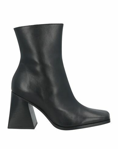 La Fée Maraboutée Woman Ankle boots Black Leather Cover