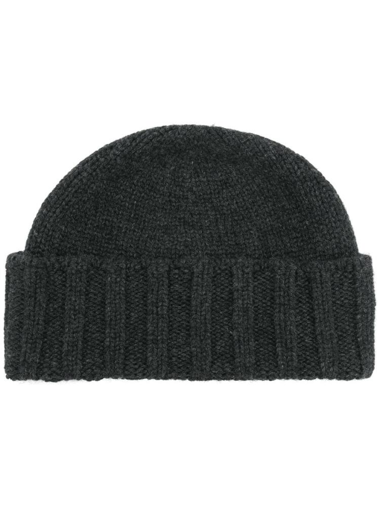 Drumohr cable knit beanie - Grey Cover