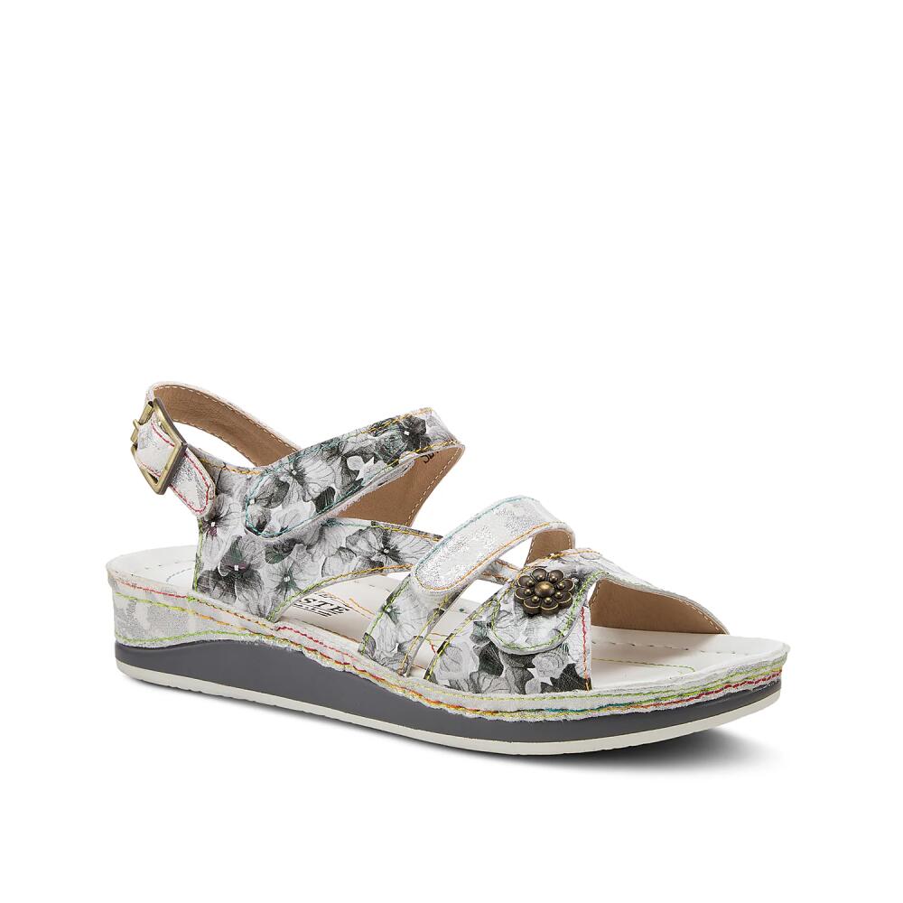 L'Artiste by Spring Step Sumacah Platform Sandal | Women's | Silver Metallic Cover