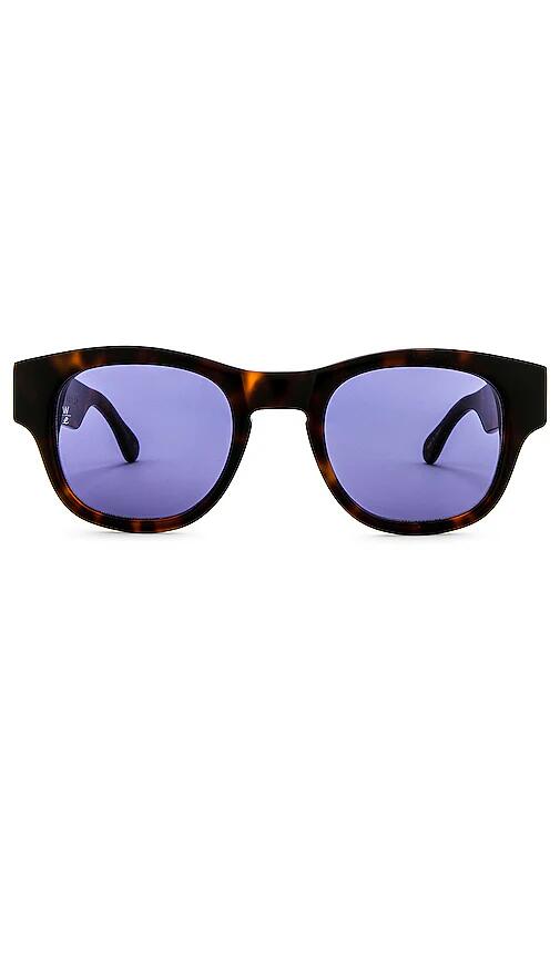 Wonderland Death Valley Sunglasses in Brown Cover