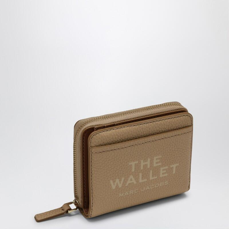 Marc Jacobs Small compact wallet in camel-coloured leather Cover