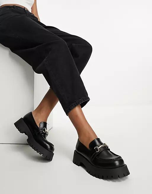 ASOS DESIGN Masterpiece chunky loafer in black Cover