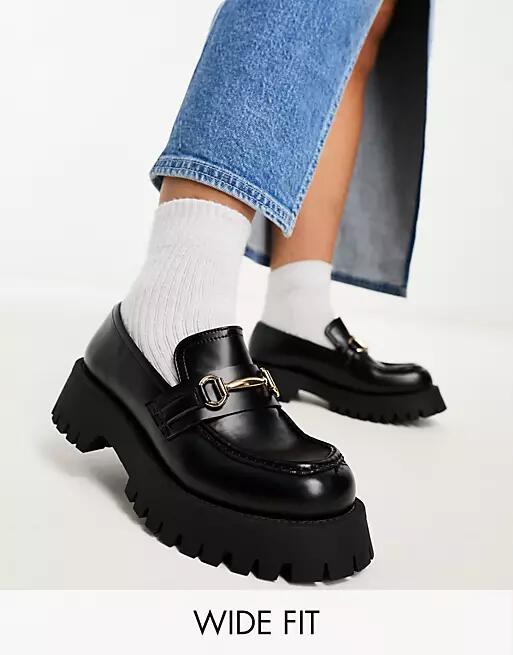 ASOS DESIGN Wide Fit Masterpiece chunky loafers in black Cover