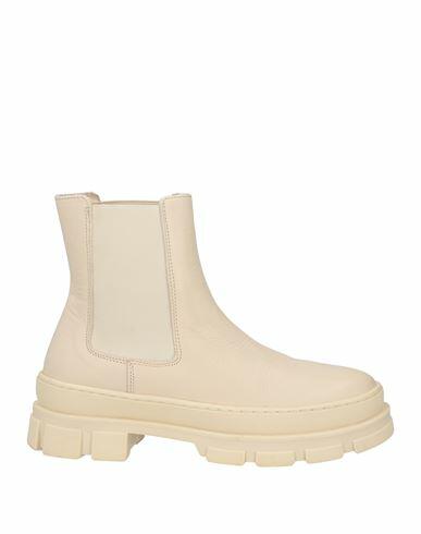 La Fée Maraboutée Woman Ankle boots Ivory Leather Cover