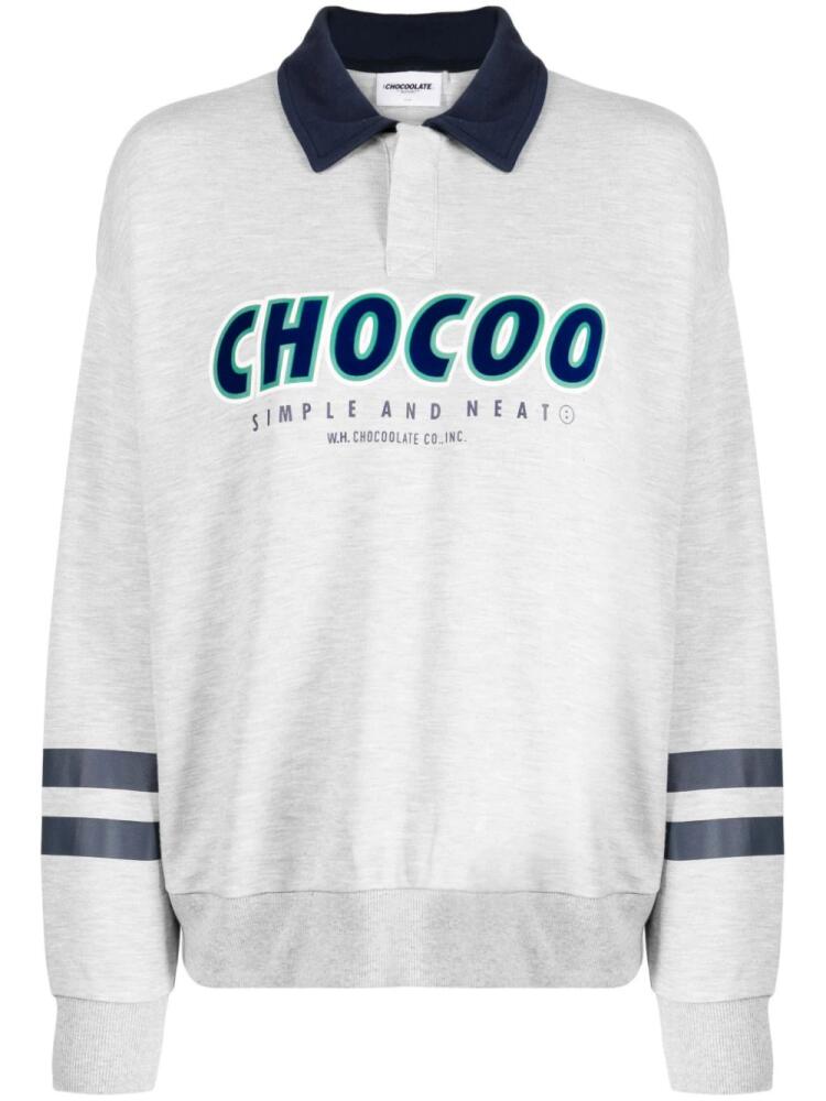 CHOCOOLATE logo-print long-sleeved polo shirt - Grey Cover