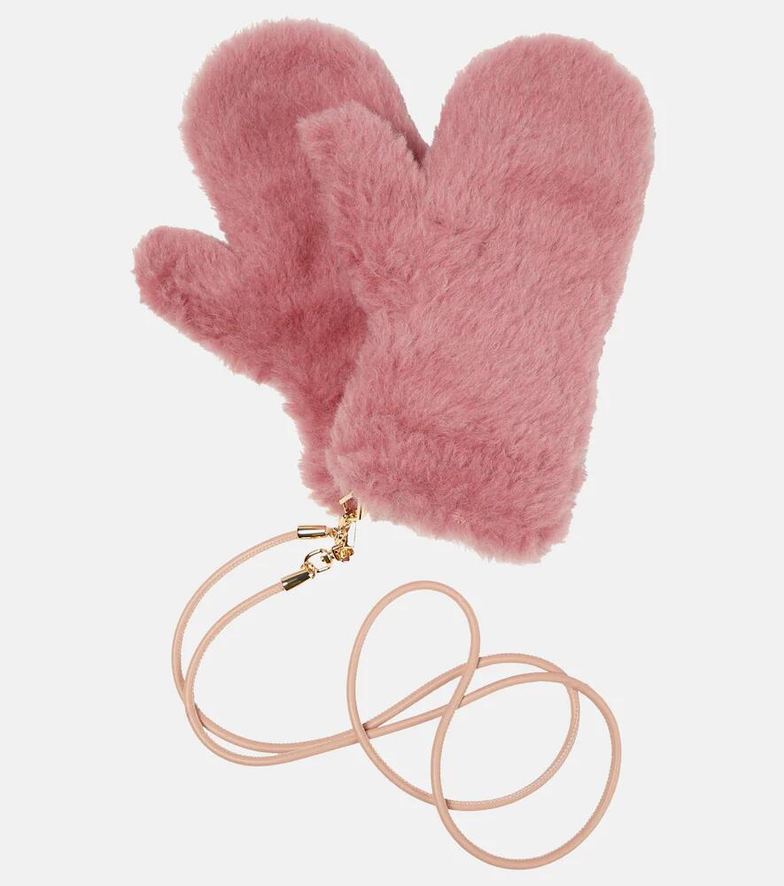 Max Mara Ombrato teddy mittens Cover