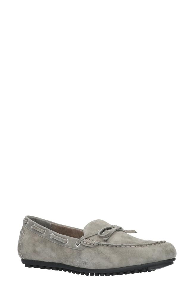 Bella Vita Scout Flat in Grey Leather Cover