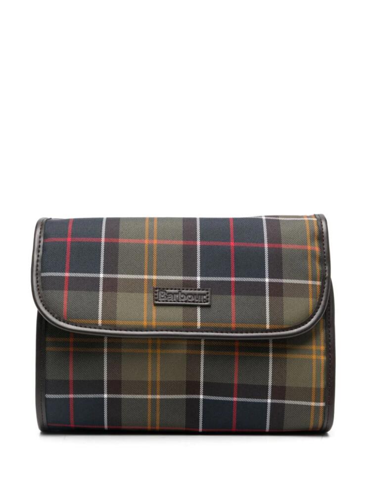 Barbour tartan hanging washbag - Green Cover