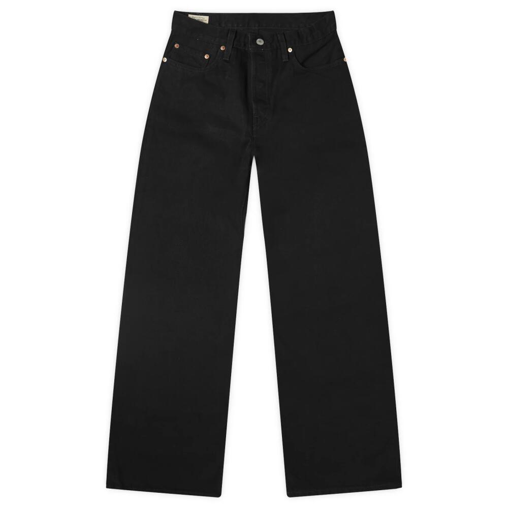 Levi's Women's Straight Leg in Black Cover