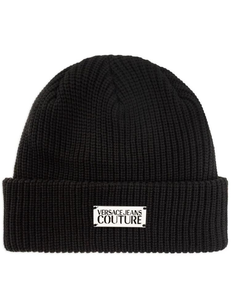 Versace Jeans Couture logo-plaque knitted beanie - Black Cover