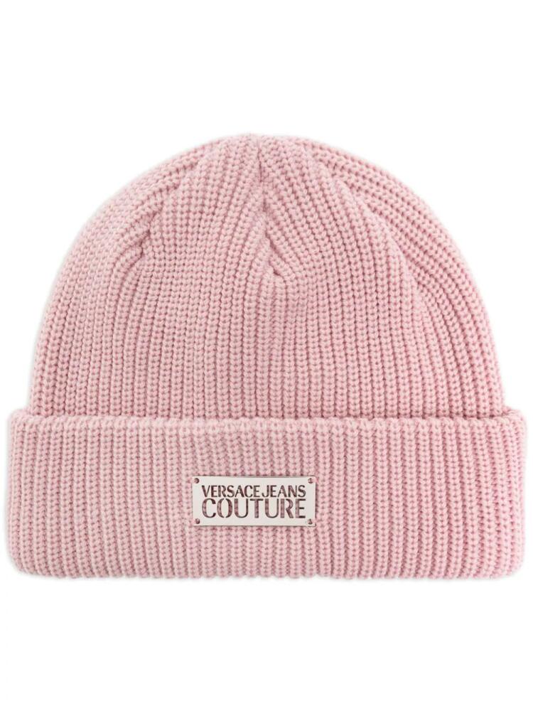 Versace Jeans Couture logo-plaque knitted beanie - Pink Cover