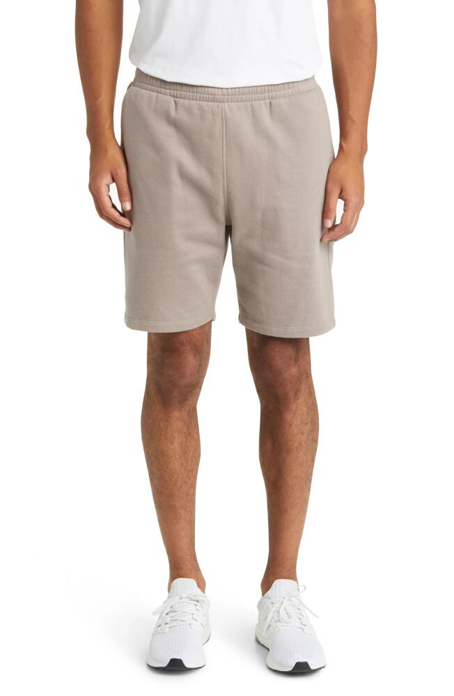 Beyond Yoga Fresh Cut Sweat Shorts in Birch Cover