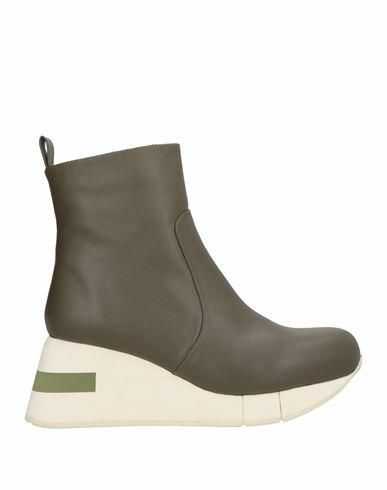 Paloma Barceló Woman Ankle boots Military green Soft Leather Cover