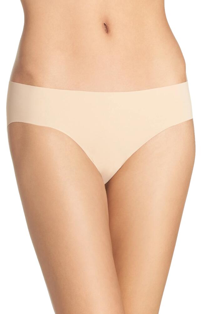 Commando Bikini in Beige Cover