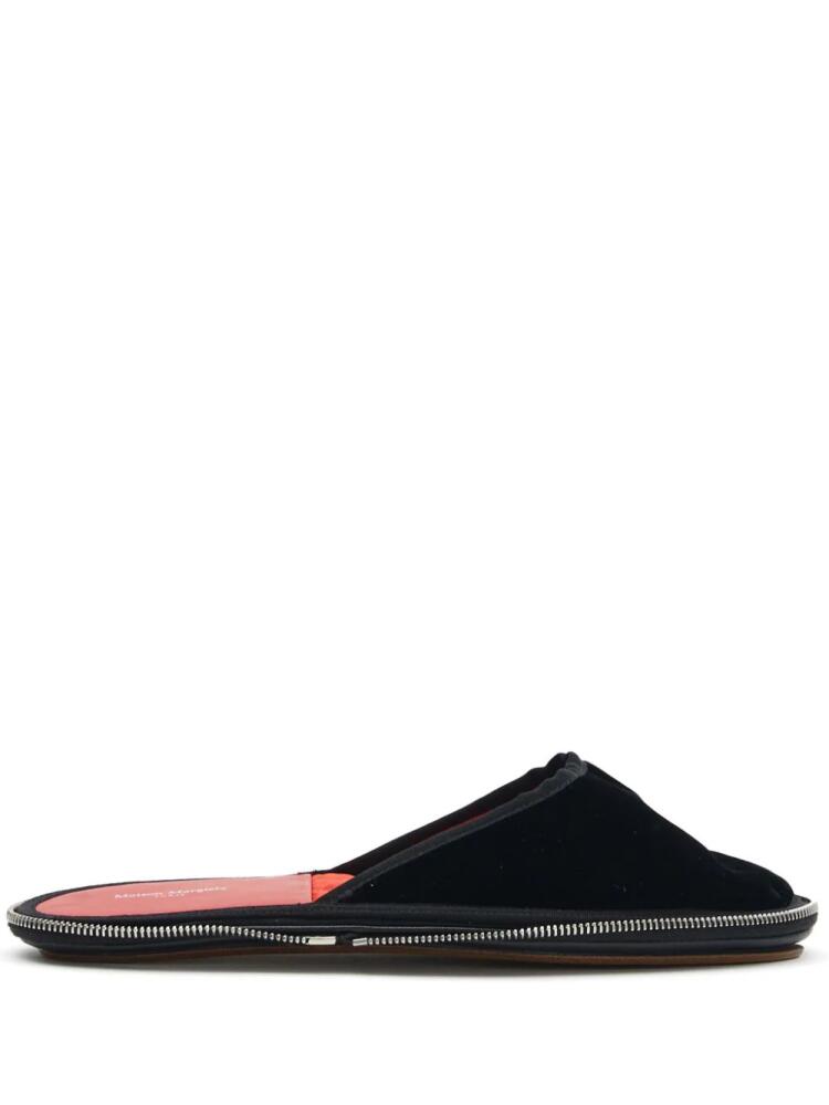 Maison Margiela Travel round-toe slippers - Black Cover