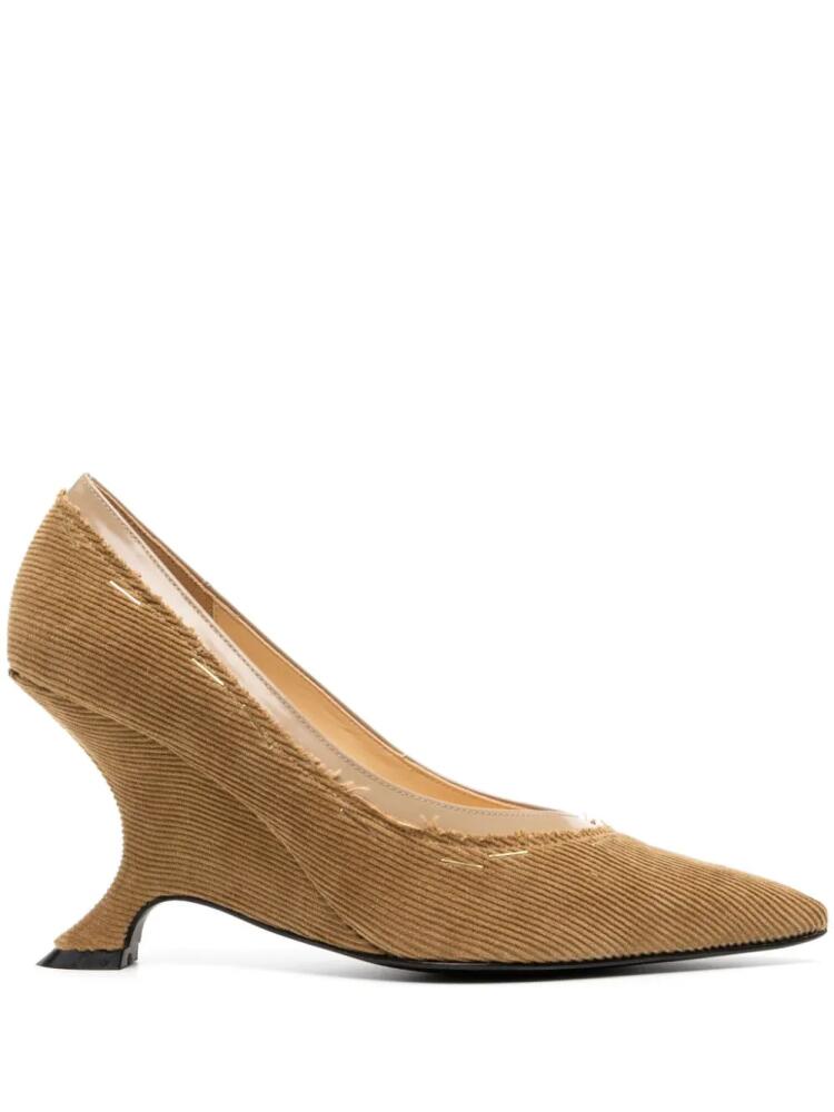 Undercover layered pumps - Neutrals Cover