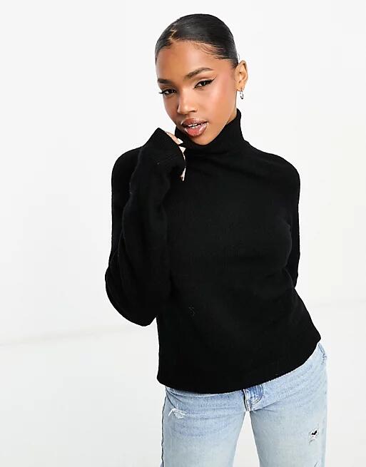 Pieces roll neck sweater in black Cover