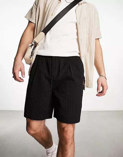 New Look pull-on smart shorts in black Cover