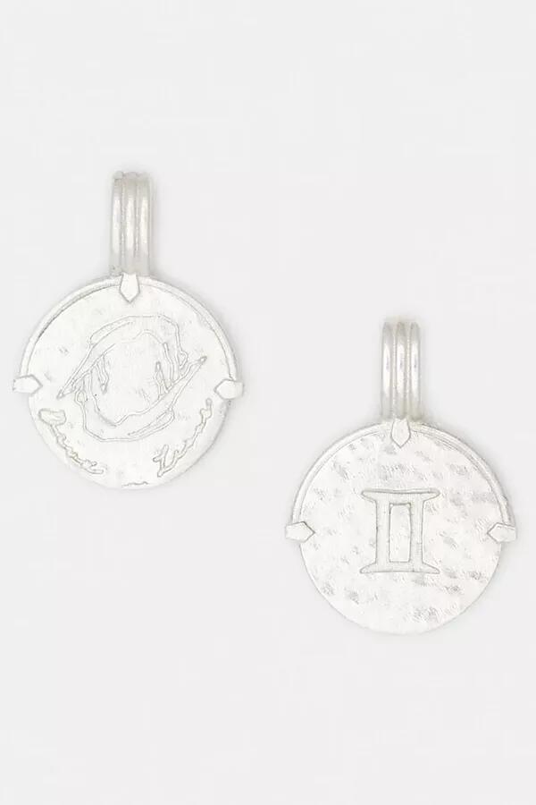 Deux Lions Jewelry Sterling Silver Zodiac Necklace Cover