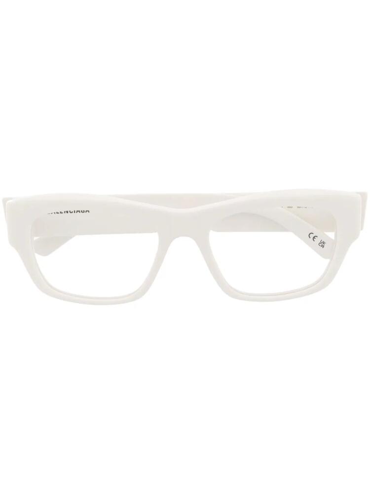 Balenciaga Eyewear logo-print rectangle-frame glasses - White Cover