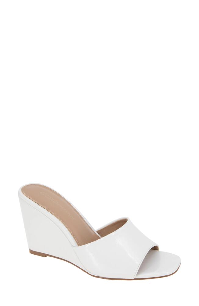 bcbg Giani Wedge Slide Sandal in Cloud Dancer Patent Cover