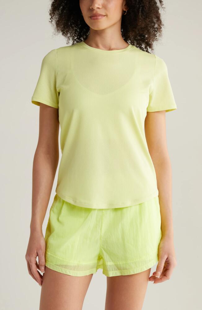 zella Motivate Perforated Crewneck T-Shirt in Green Finch Cover