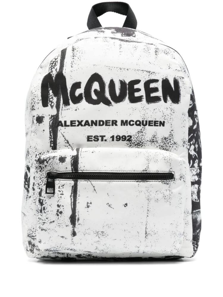 Alexander McQueen logo-print backpack - White Cover