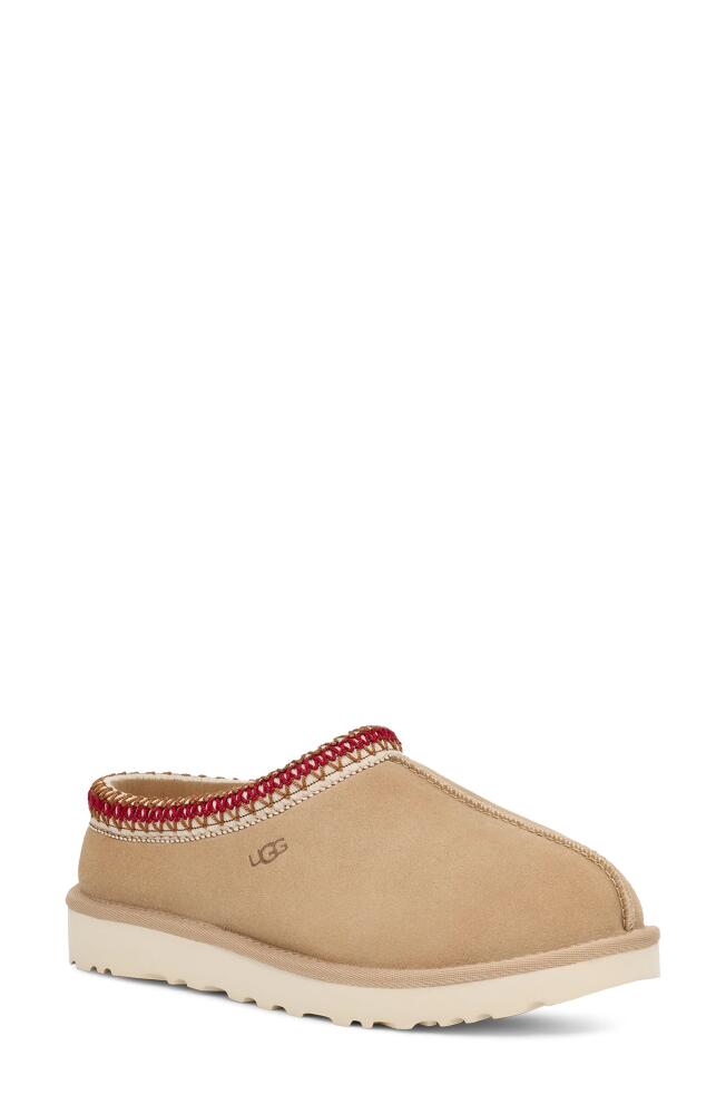 UGG(r) Tasman Slipper in Sand/Dark Cherry Cover