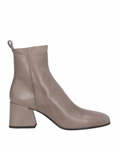 Pomme D'or Woman Ankle boots Dove grey Soft Leather Cover