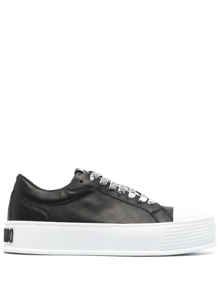 Moschino embossed-logo low-top sneakers - Black Cover