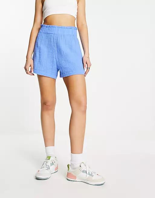 Monki high rise pull on shorts in blue Cover