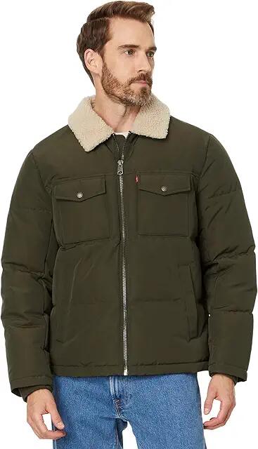 Levi's(r) Quilted Woodsman W Sherpa Lined Collar (Olive) Men's Jacket Cover