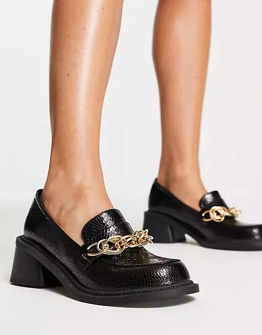 ASOS DESIGN Sergio mid heeled loafers with chain in black Cover